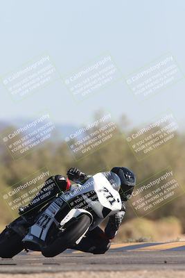 media/Nov-02-2025-CVMA (Sun) [[337aff29ab]]/Race 8-Formula Lightweight Twins Shootout/